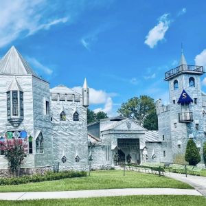 Ona - Solomons Castle